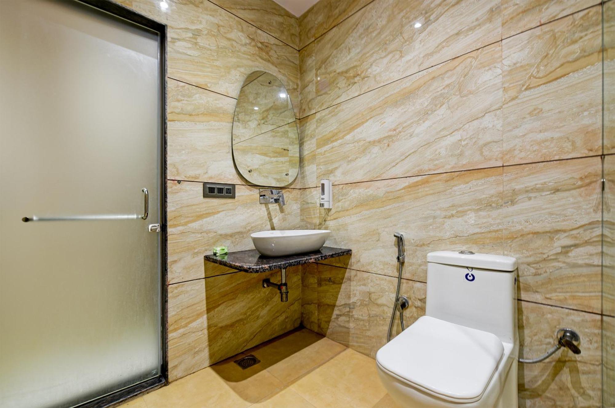 The Pearl Plaza Hotel In City Centre - Near New Delhi Railway Station Exteriör bild