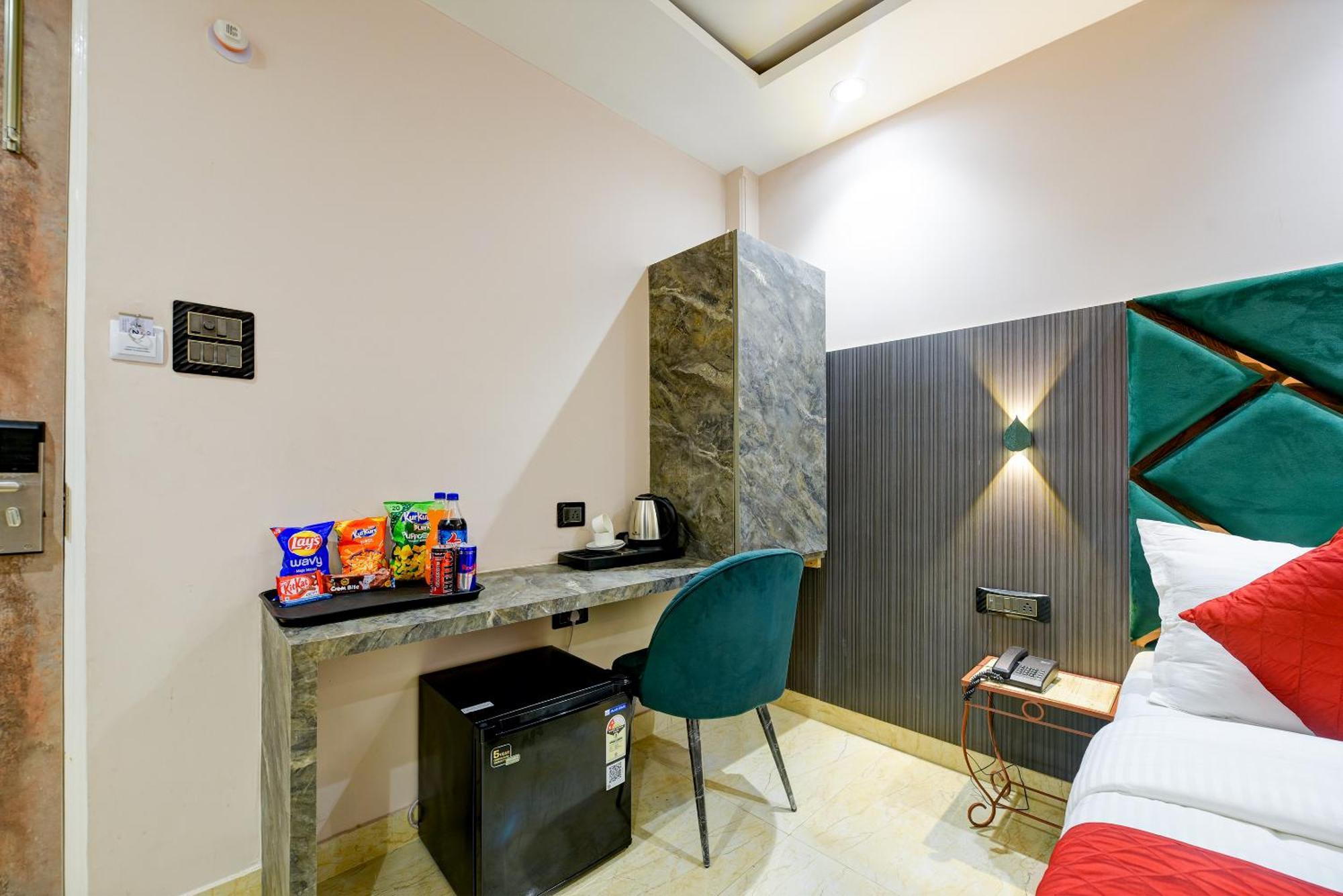 The Pearl Plaza Hotel In City Centre - Near New Delhi Railway Station Exteriör bild